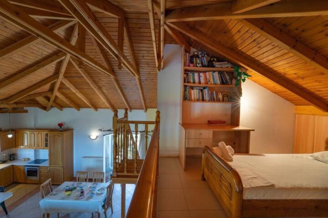 Donatos Apartment Finikounta Ngoại thất bức ảnh