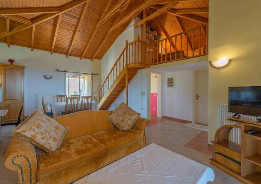 Donatos Apartment Finikounta Ngoại thất bức ảnh